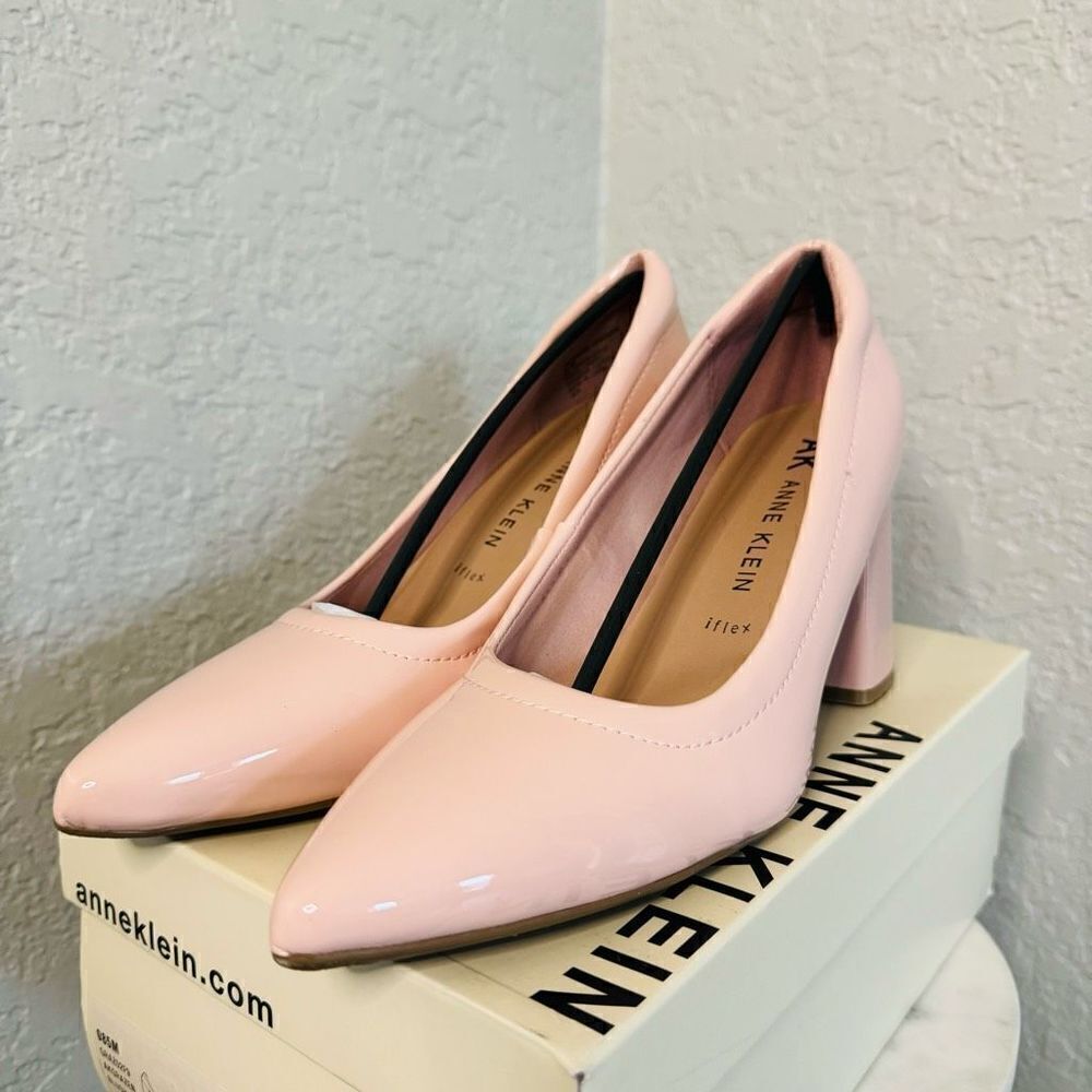 ANNE KLEIN Grazen Pointed Toe Pump Block Heel, Patent Leather Pink, 8.5, NWT - Picture 15 of 16